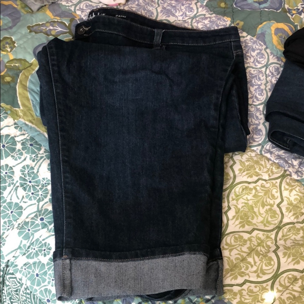 Plus sized style & co cropped jeans